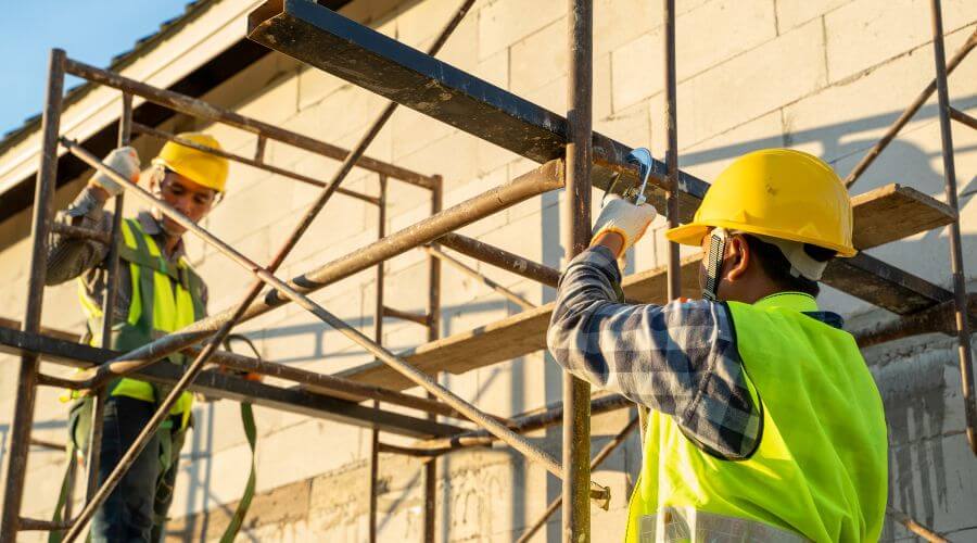 Professional residential roofers in Witt, IL
